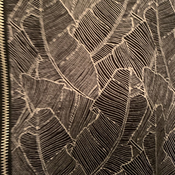 🌵Express Monochrome Print Dress w/ Back Slit🌵 - Picture 8 of 9